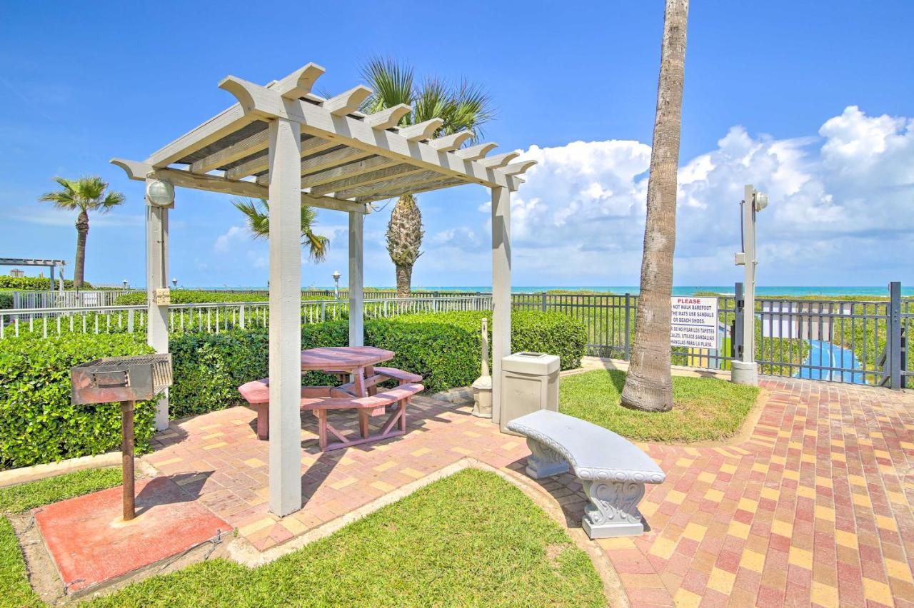 Sunny Oceanfront Condo On South Padre Island Beach エクステリア 写真